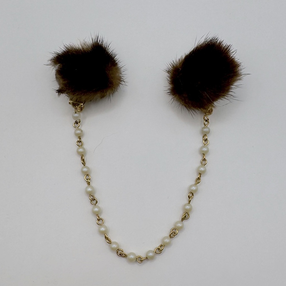 VINTAGE Mink & Faux Pearl Sweater Clip